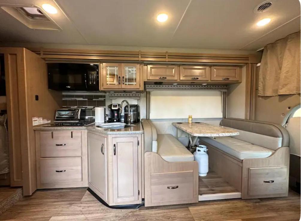Private Cozy R/V , For Your Enjoyment Tamiami 外观 照片