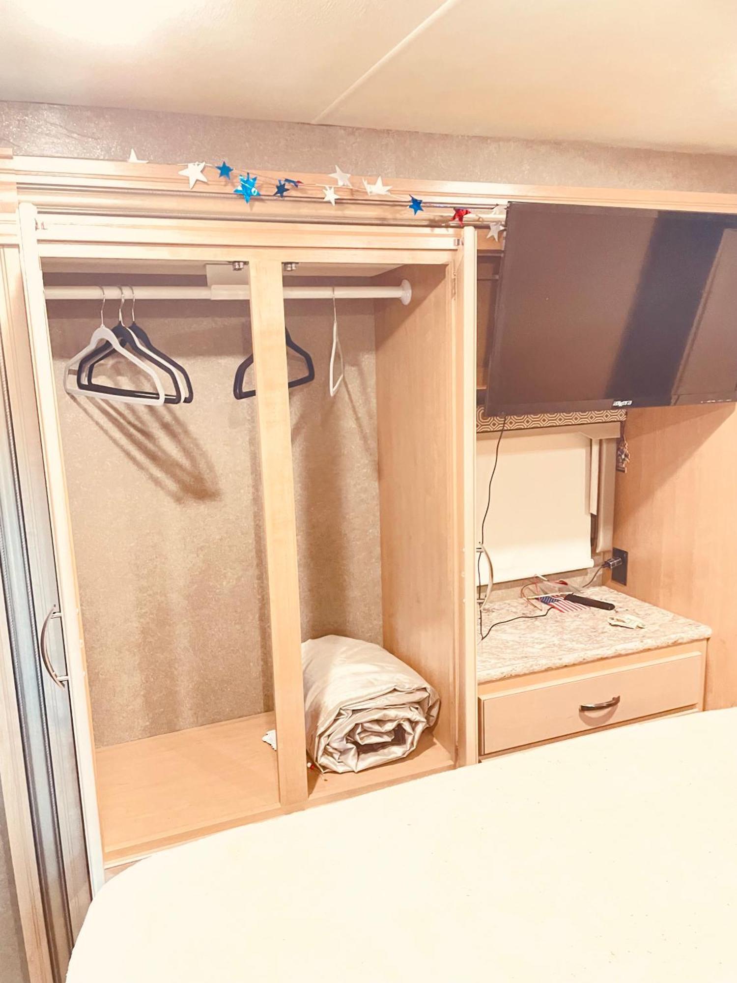 Private Cozy R/V , For Your Enjoyment Tamiami 外观 照片